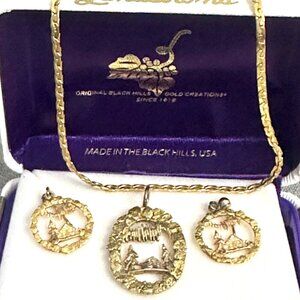 Vintage Landstrom’s Black Hills Gold Pendant & Earrings  10K Solid   Make Offer!